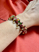 Load image into Gallery viewer, Kundan bracelet/Ponchi