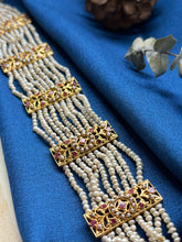 Load image into Gallery viewer, Statement kundan & pearl choker necklace 2