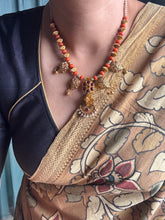 Load image into Gallery viewer, Coral necklace in silver 925 and gold polish