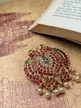Load image into Gallery viewer, Vintage style statement pendant with cut stones