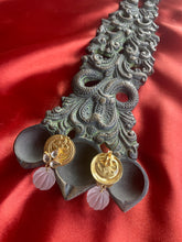 Load image into Gallery viewer, Silver 92.5 gold polish kundan earrings with onyx drops