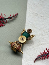 Load image into Gallery viewer, Gold polished, vintage style pendant in silver 925