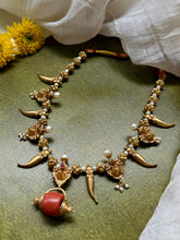 Load image into Gallery viewer, Silver & pearl necklace