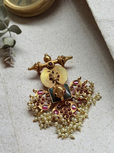 Load image into Gallery viewer, Vintage style pendant in silver 925 and gold polish