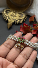 Load image into Gallery viewer, One of a kind pearl choker