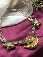 Load image into Gallery viewer, One of a kind silver kundan necklace