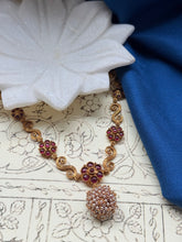 Load image into Gallery viewer, Vintage style necklace in silver 925 and gold polish