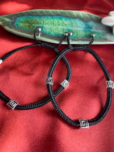 Load image into Gallery viewer, Thread Anklet -4
