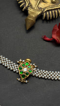 Load image into Gallery viewer, One of a kind pearl choker
