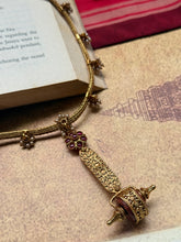 Load image into Gallery viewer, One of a kind vintage style necklace