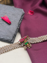 Load image into Gallery viewer, Kundan and pearl choker in silver 925