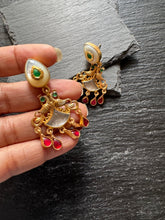 Load image into Gallery viewer, Silver 92.5 gold polish kundan dolki earrings