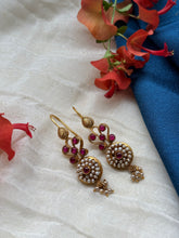 Load image into Gallery viewer, Vintage style statement earrings