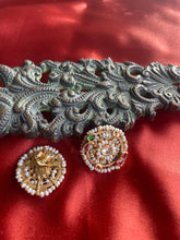 Load image into Gallery viewer, Statement Kundan earrings