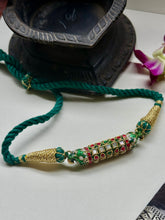 Load image into Gallery viewer, Meenakari Kundan choker with thread work