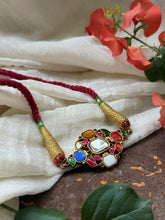 Load image into Gallery viewer, Kundan choker with adjustable thread work