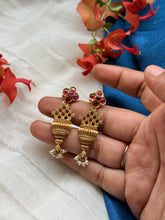 Load image into Gallery viewer, Vintage style statement earrings