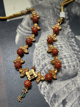 Load image into Gallery viewer, Vintage style statement necklace
