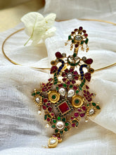 Load image into Gallery viewer, One of a kind, 92.5 gold polish kundan work pendant with hasli 3