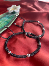 Load image into Gallery viewer, Thread Anklet -3