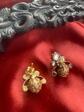 Load image into Gallery viewer, Silver 92.5 gold polish kundan dolki earrings