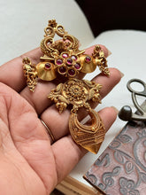 Load image into Gallery viewer, Vintage style pendaht in silver 925 and gold polish