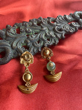 Load image into Gallery viewer, Vintage silver 925 gold polish earrings-5