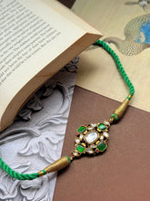 Load image into Gallery viewer, Kundan choker with adjustable thread work