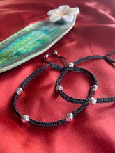 Load image into Gallery viewer, Thread Anklet -1