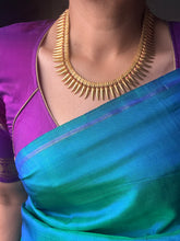 Load image into Gallery viewer, Traditional South Indian malligai (jasmine buds) neckpiece inspired by an old gold necklace set