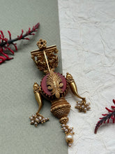 Load image into Gallery viewer, statement pendants
