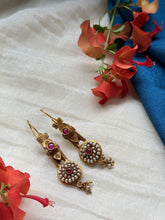 Load image into Gallery viewer, Vintage style statement earrings