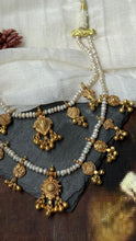 Load image into Gallery viewer, Layered pearl necklace