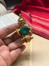 Load image into Gallery viewer, Vintage style statement pendant