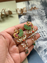 Load image into Gallery viewer, Gold polish silver 925 earrings