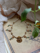 Load image into Gallery viewer, Pearl necklace