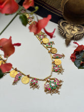 Load image into Gallery viewer, Statement vintage style kasu mala pendant necklace