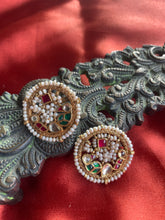 Load image into Gallery viewer, Statement Kundan earrings