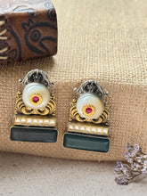 Load image into Gallery viewer, Silver 92.5 dual stone earrings