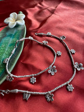 Load image into Gallery viewer, Silver anklets-Balinese
