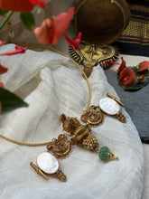 Load image into Gallery viewer, Statement vintage pendant hasli necklace
