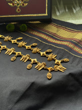 Load image into Gallery viewer, Statement vintage style 925 gold polish necklace