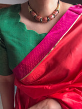 Load image into Gallery viewer, Kundan choker with thread work