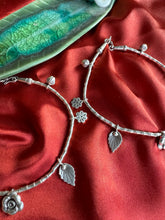 Load image into Gallery viewer, Silver anklets-Balinese