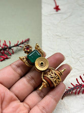Load image into Gallery viewer, Gold polished, vintage style pendant in silver 925