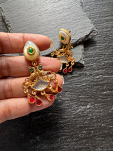 Load image into Gallery viewer, Silver 92.5 gold polish kundan dolki earrings