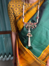 Load image into Gallery viewer, Statement pearl necklace with kundan stones
