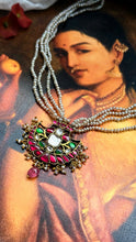 Load image into Gallery viewer, Pearl bunch kundan necklace 2