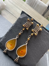 Load image into Gallery viewer, Gold polish hanging earrings in silver