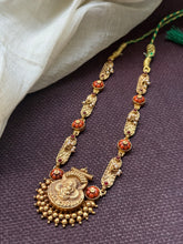 Load image into Gallery viewer, Vintage style coral nagaru necklace